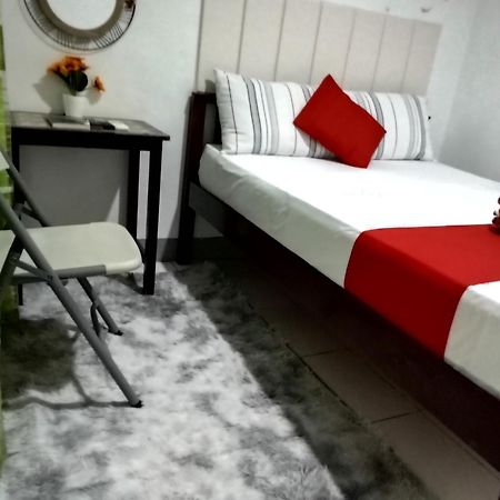 Yoo Darius' Residences Moalboal Extérieur photo