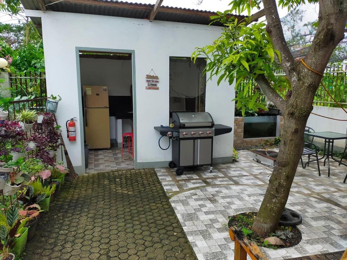 Yoo Darius' Residences Moalboal Extérieur photo