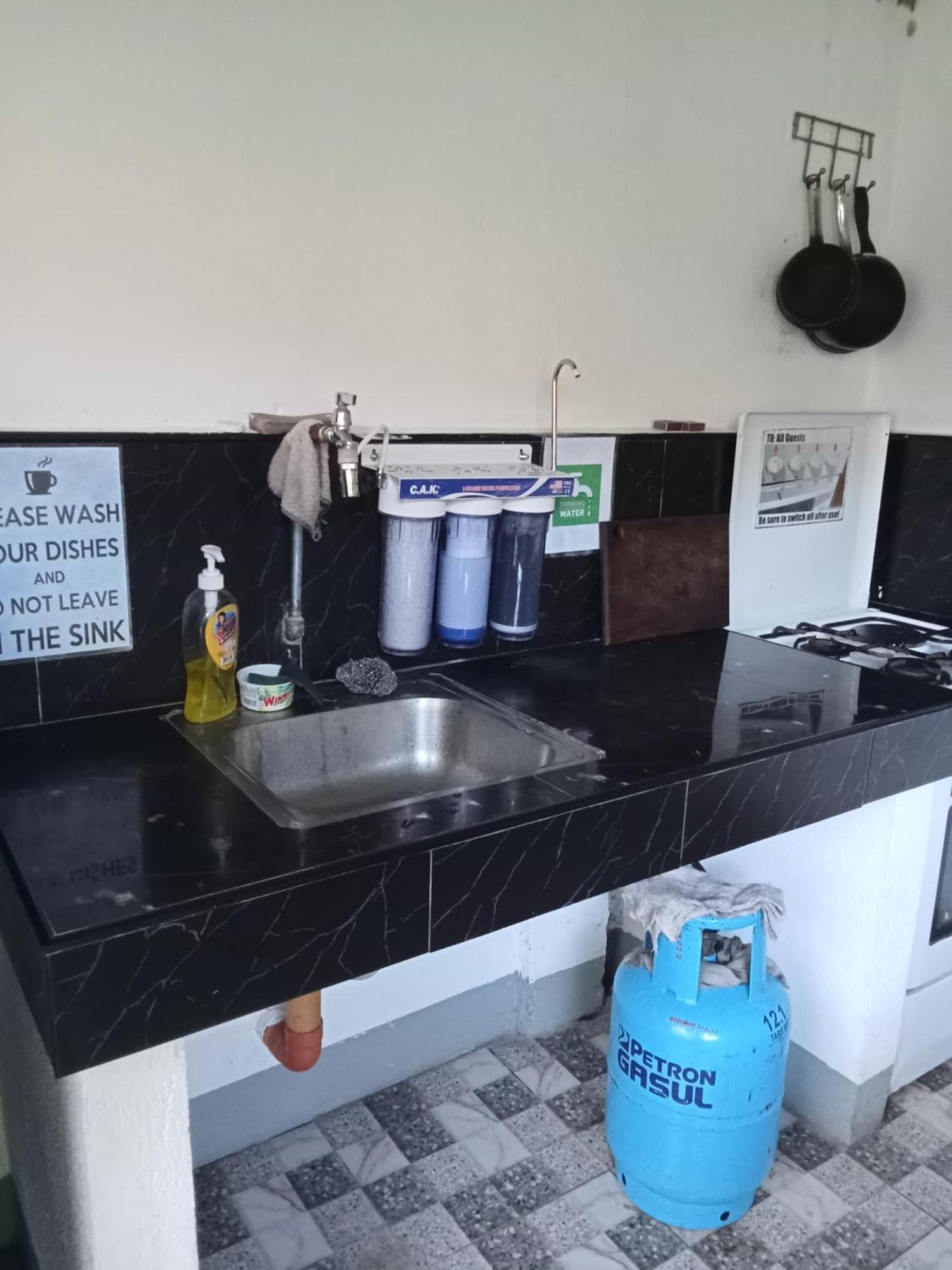 Yoo Darius' Residences Moalboal Extérieur photo